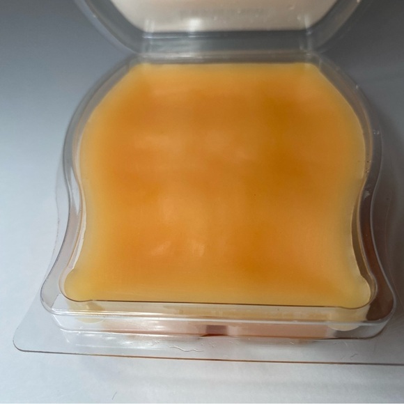 Scentsy Grapefruit Sunshine Bar - Picture 4 of 4